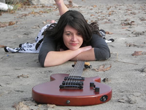 Megan_Guitar_Sand